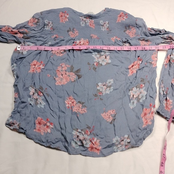 Lucky Brand women's long sleeved blouse size medium - Picture 10 of 12